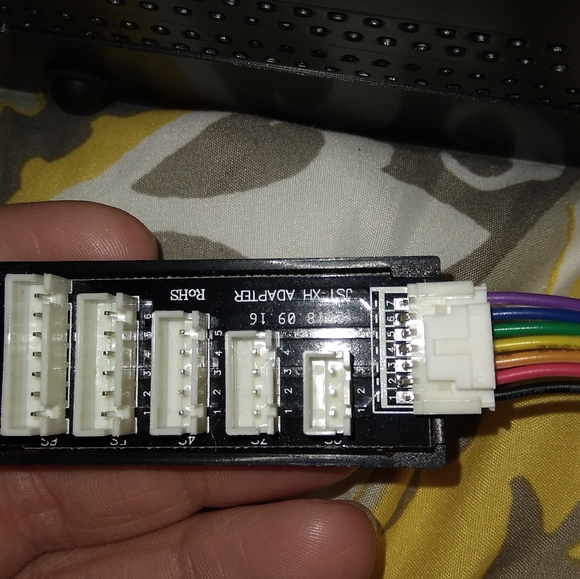 Venom 80w X2 battery charger - Picture 3 of 10